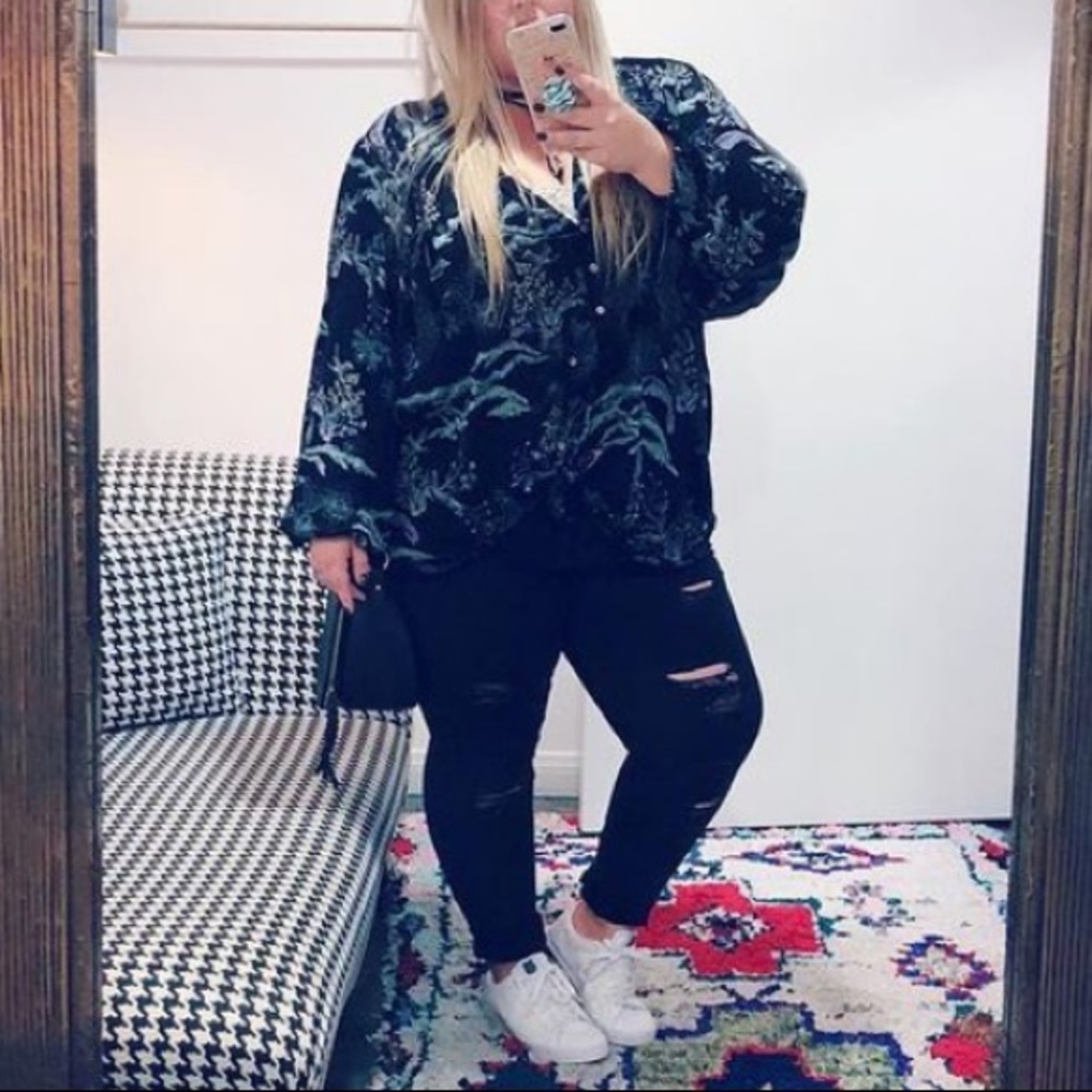 Free People ✨ Billow Sleeve Top